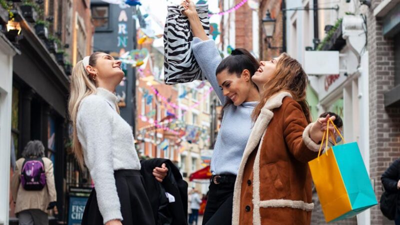 Compras de Luxo em Paris: Um Guia para Brasileiros nas Boutiques Mais Exclusivas